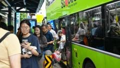 Singapore Bus Fines Target Loud Music and Rude Behavior